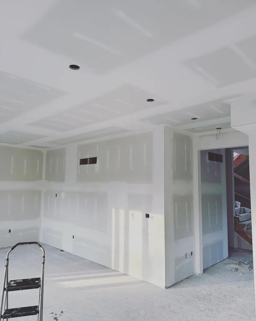 Southvale Construction residential and commercial framing, drywall or taping project